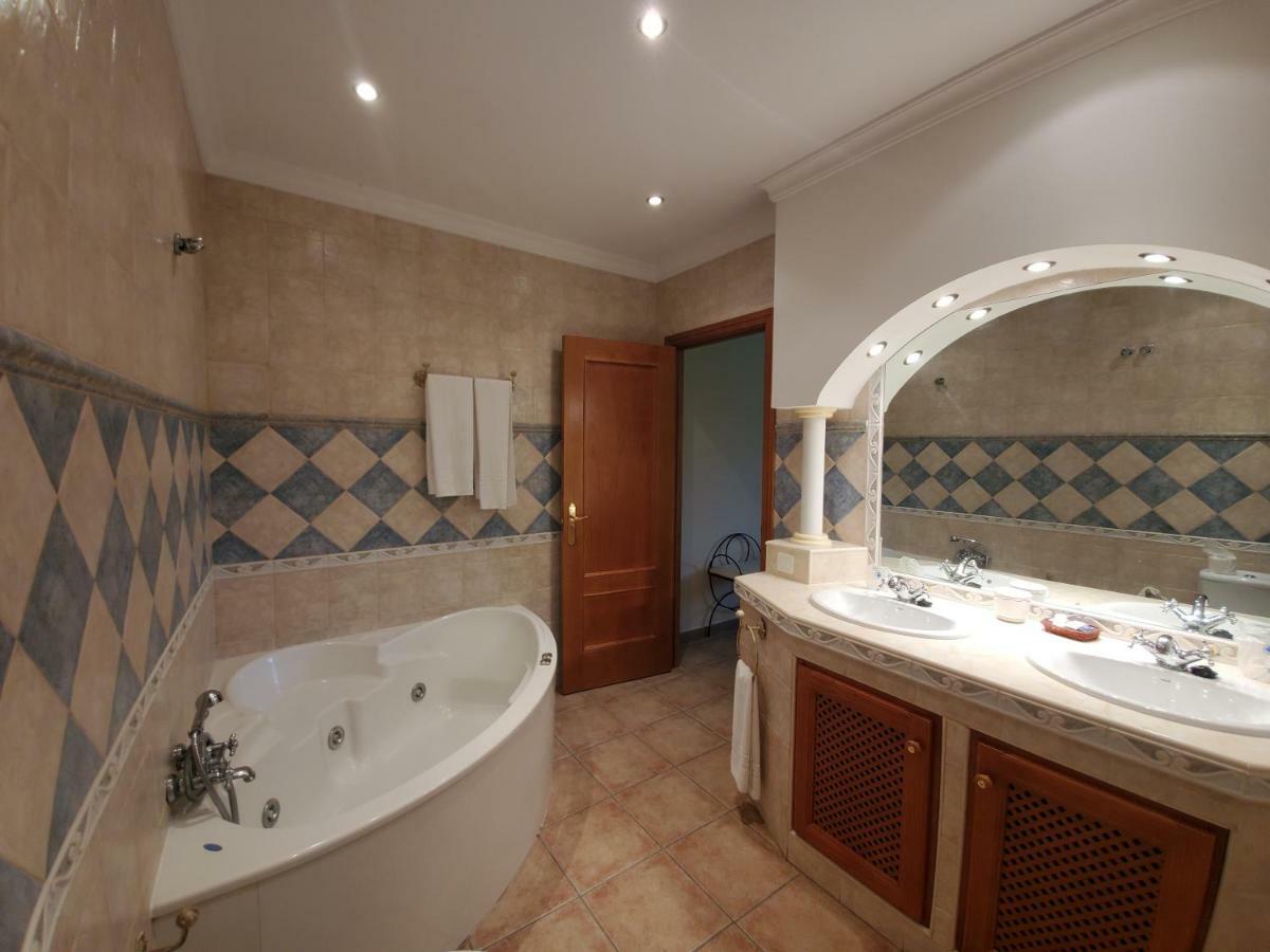 Hotel Arco Del Sol Кольменар Екстер'єр фото